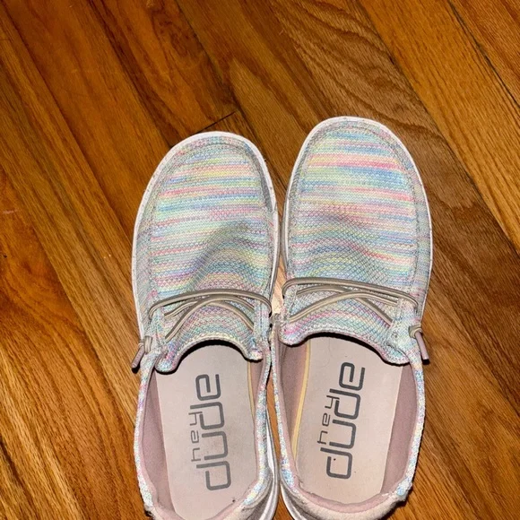 Women’s Wendy’s  hey dudes - Picture 2 of 3